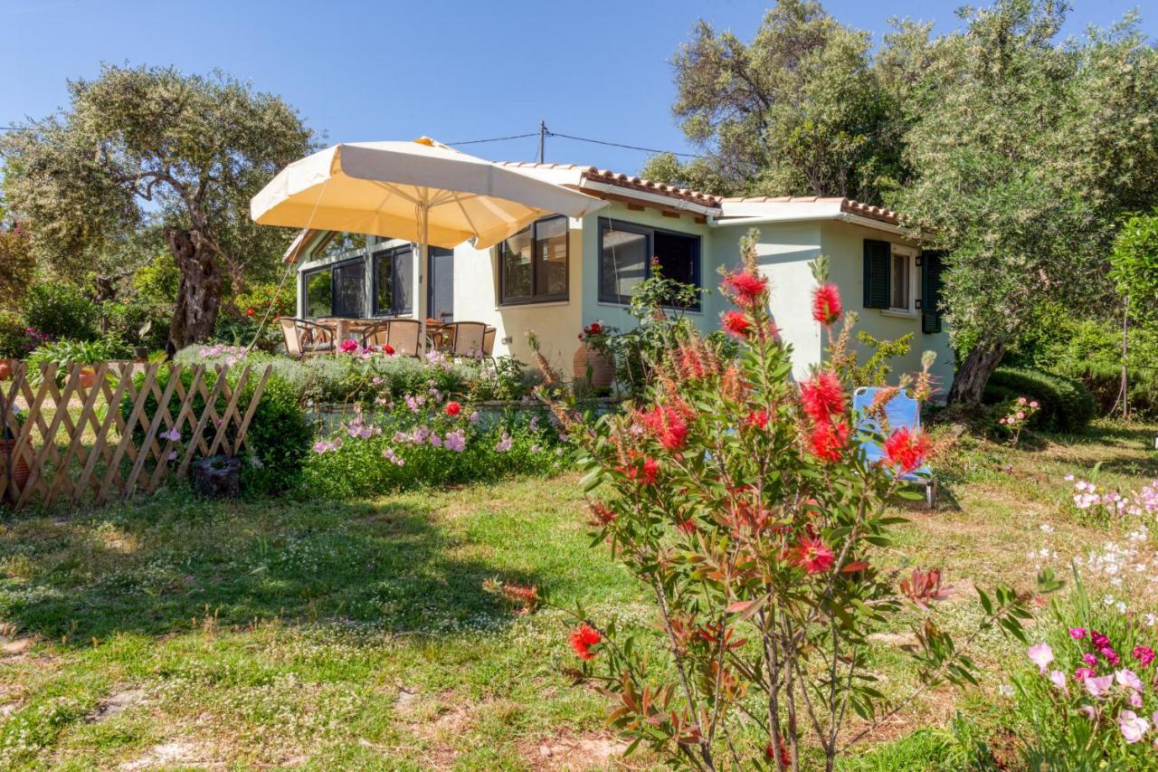 Alesia'S House Kassiopi Exterior photo
